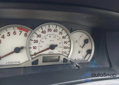 2005 Toyota Corolla S z USA, uszkodzony, nr VIN 2T1BR32E05C493667